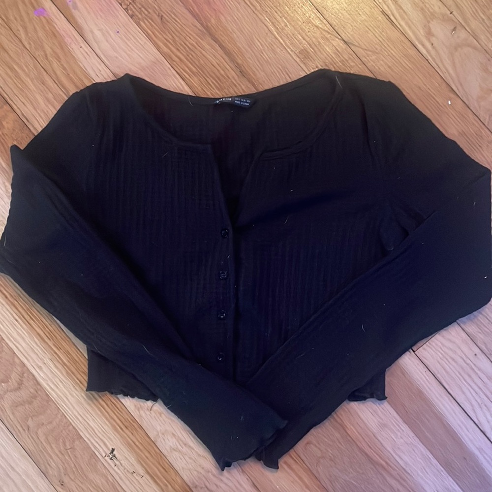 small cropped black button up - great condition